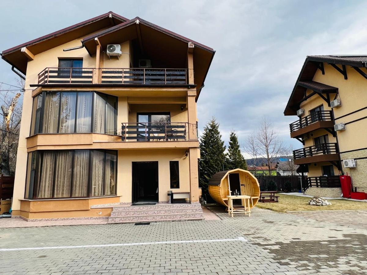 Pensiunea Ianis Piatra Neamţ Exteriér fotografie